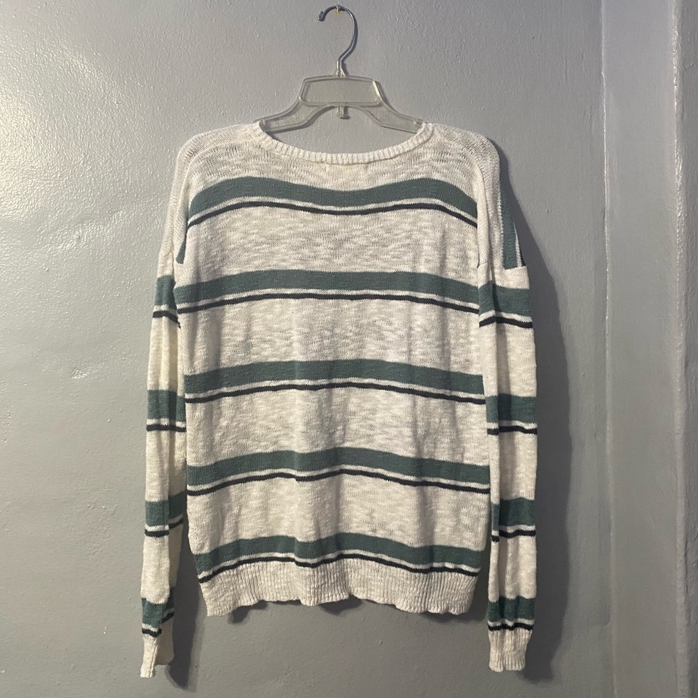 Pink Rose Sweater - Picture 2 of 3